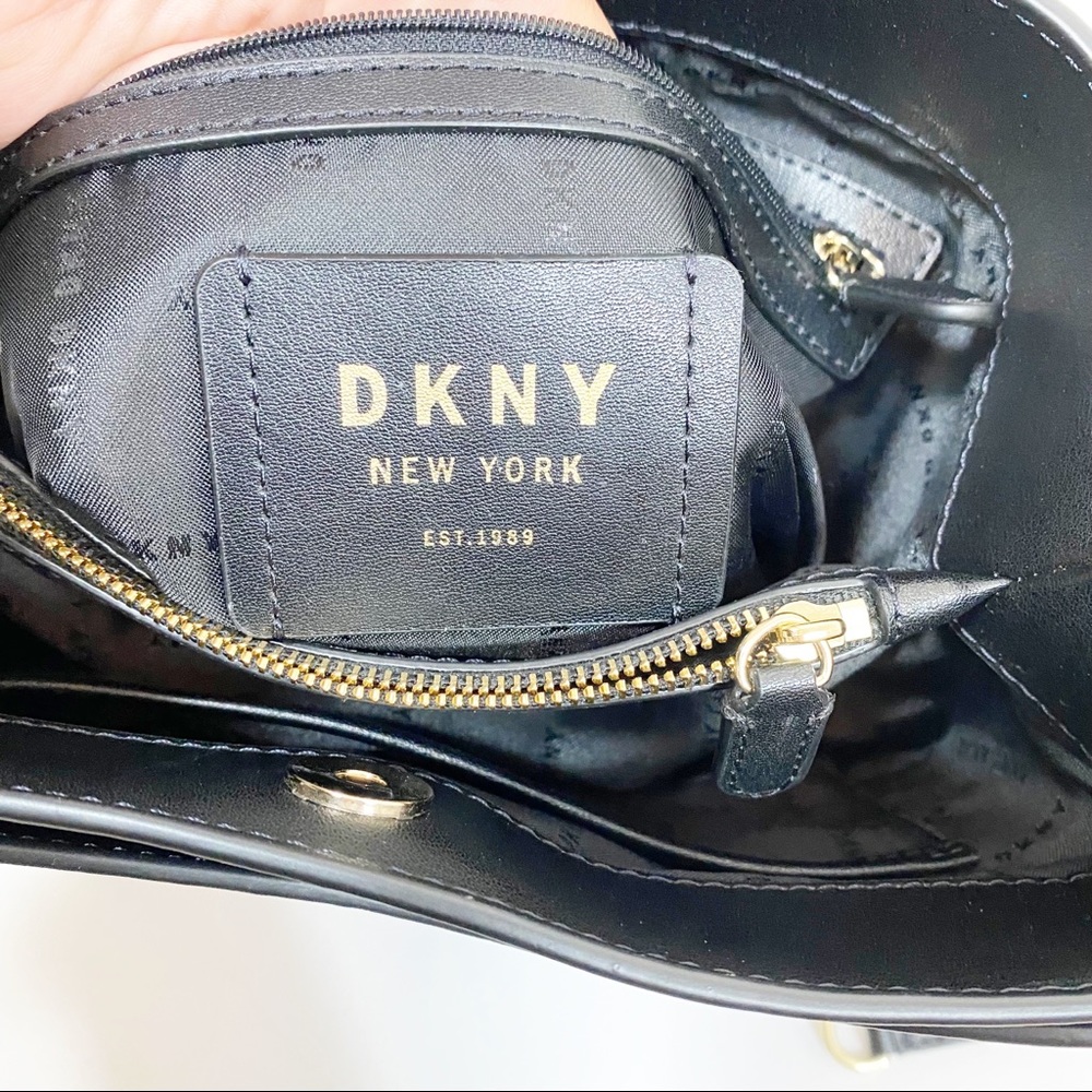 Dkny Dayna Leather Bucket Bag Black Shoulder Crossbody Gem